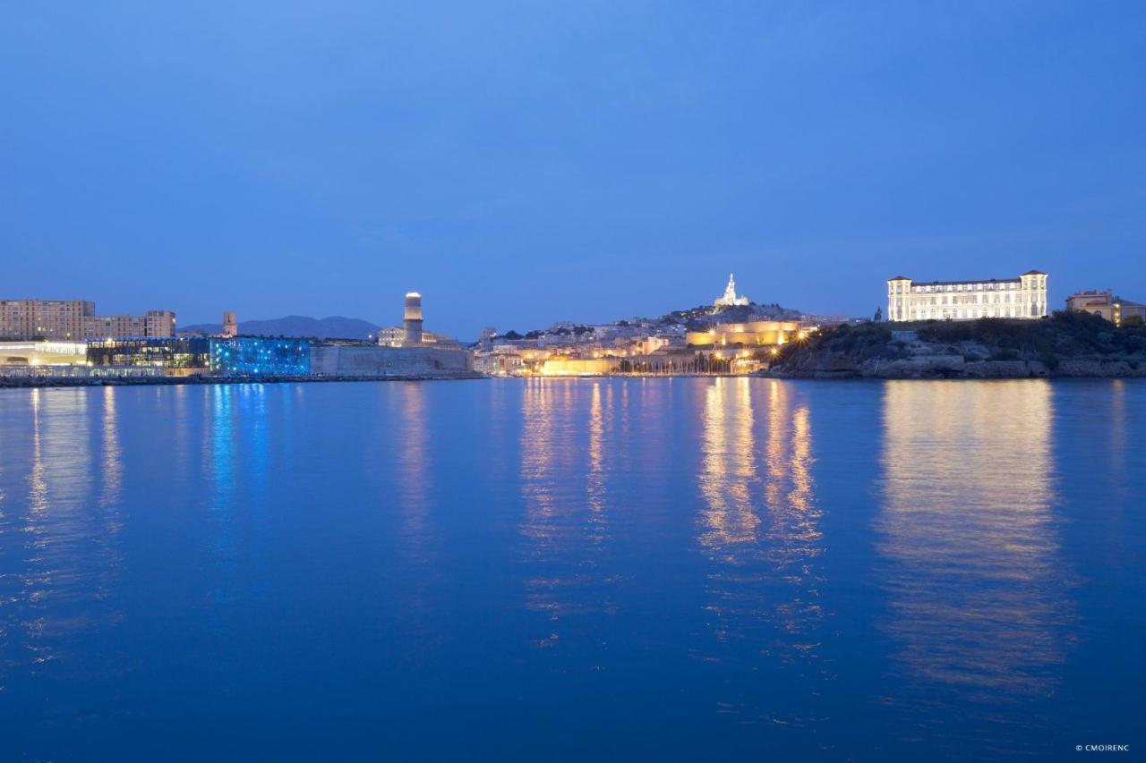 Hotel Du Sud Vieux Port Марсель Экстерьер фото