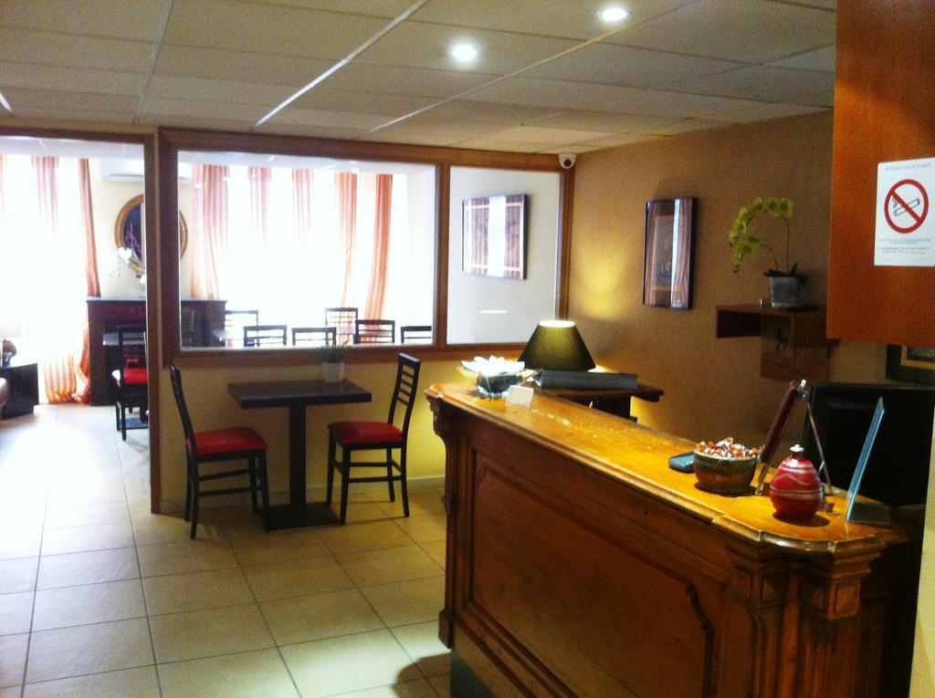 Hotel Du Sud Vieux Port Марсель Экстерьер фото