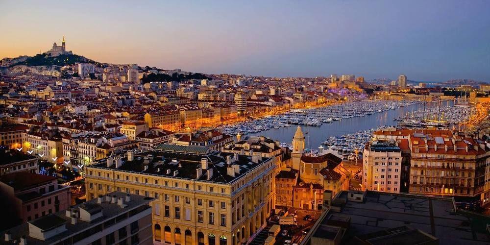 Hotel Du Sud Vieux Port Марсель Экстерьер фото
