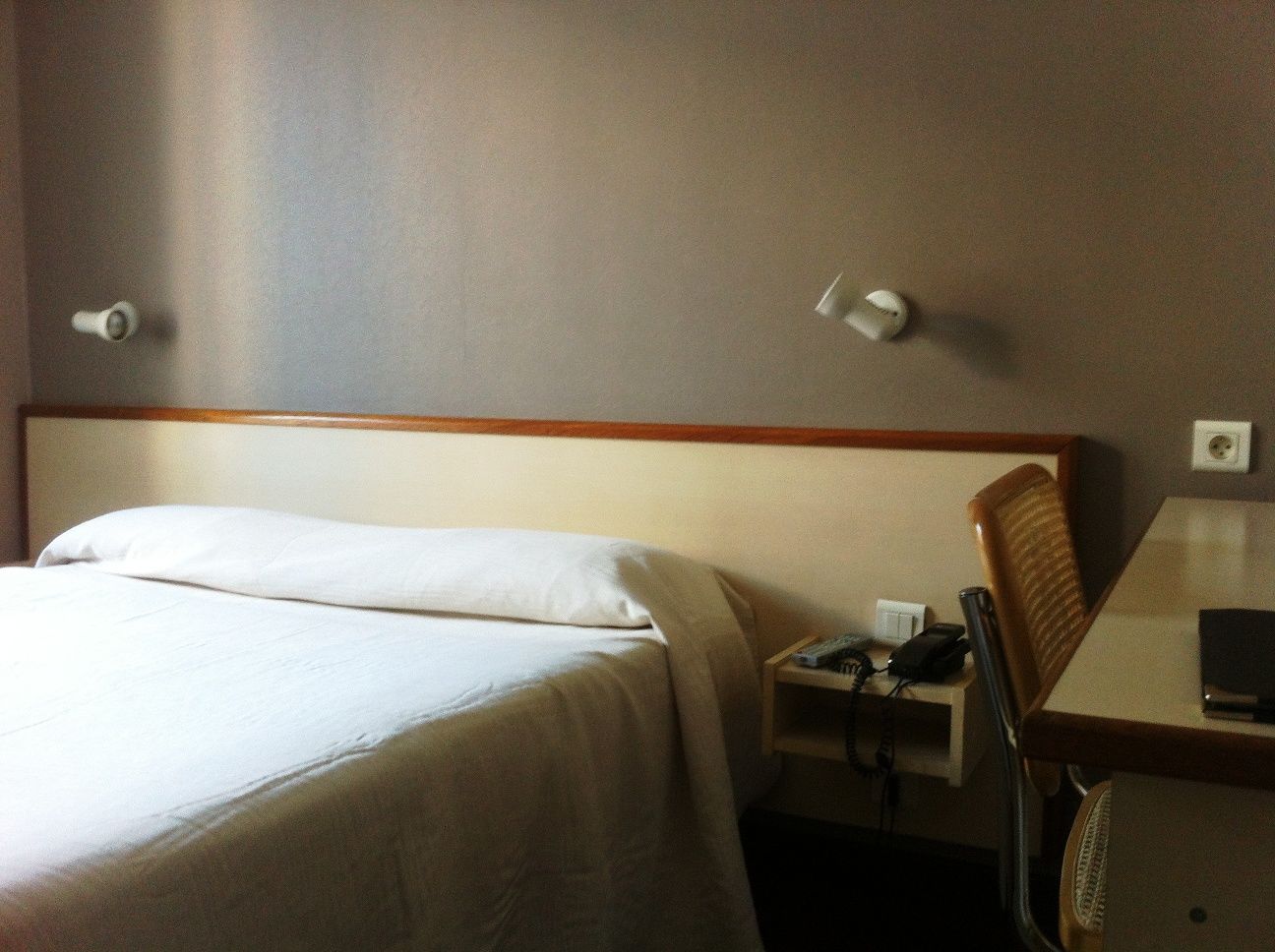Hotel Du Sud Vieux Port Марсель Экстерьер фото