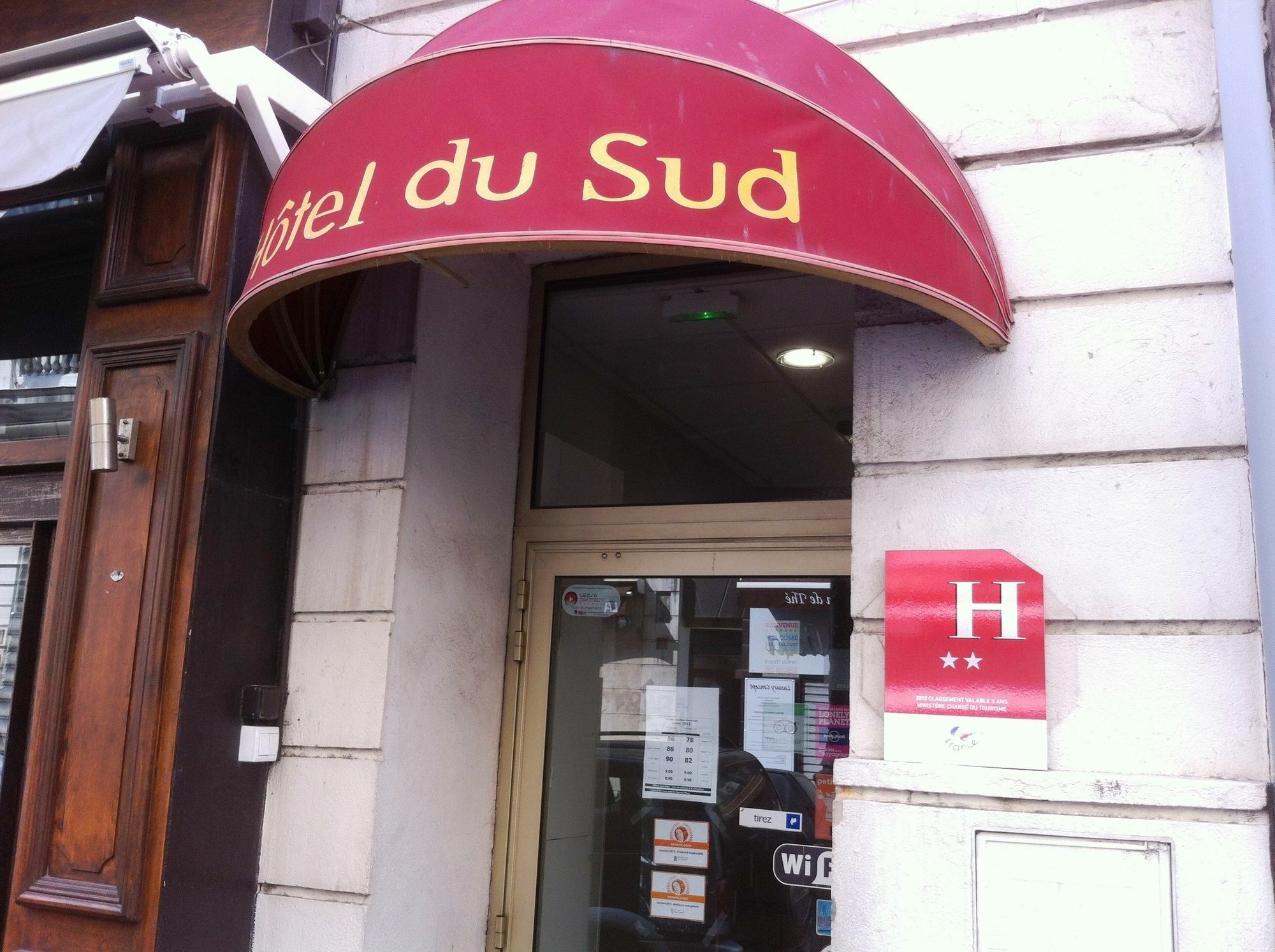 Hotel Du Sud Vieux Port Марсель Экстерьер фото